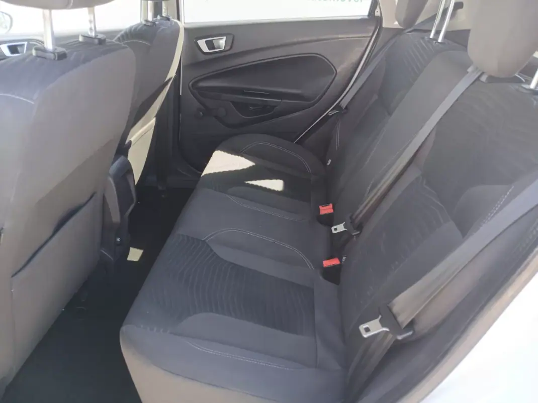 Ford Fiesta 2014 - 7350 EUR, 78604 km - 78604km - foto 14 de 22
