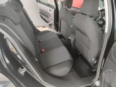 Peugeot 308 2014 - 9350 EUR, 207000 km - AUTO.MOTO.pt - 207000km - foto 14 de 34