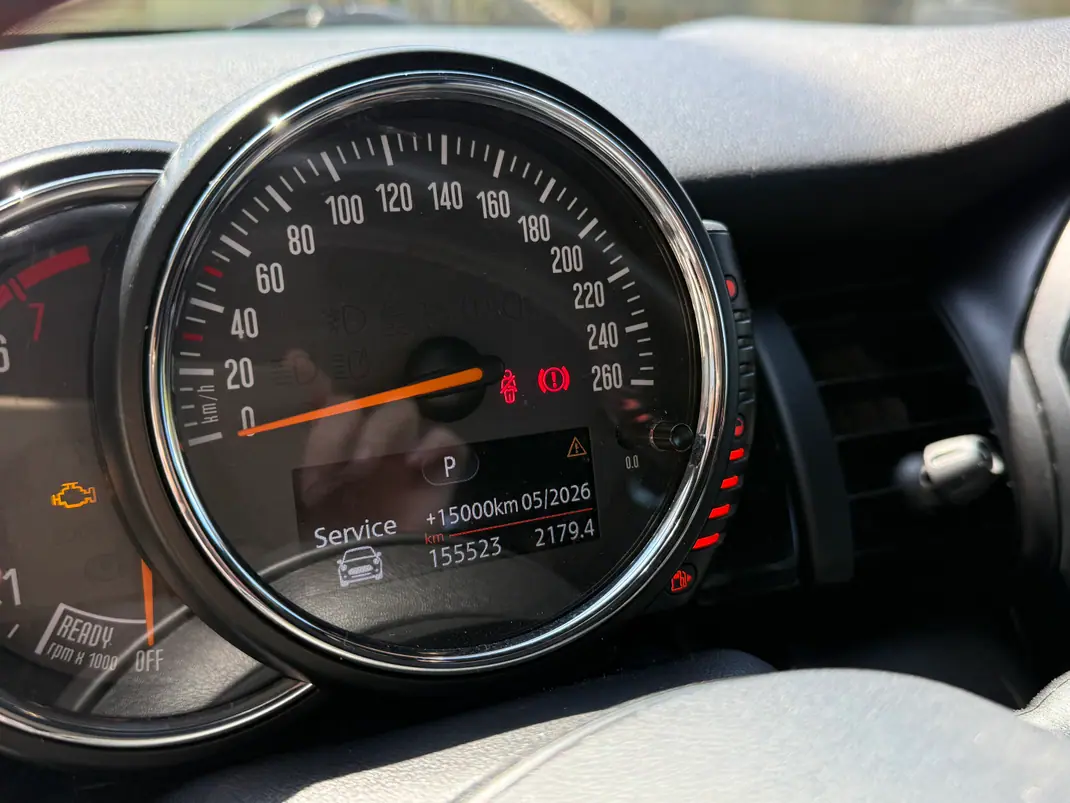 MINI Cooper S 2015 - 21999 EUR, 155500 km - AUTO.MOTO.pt - 155500km - foto 7 de 15