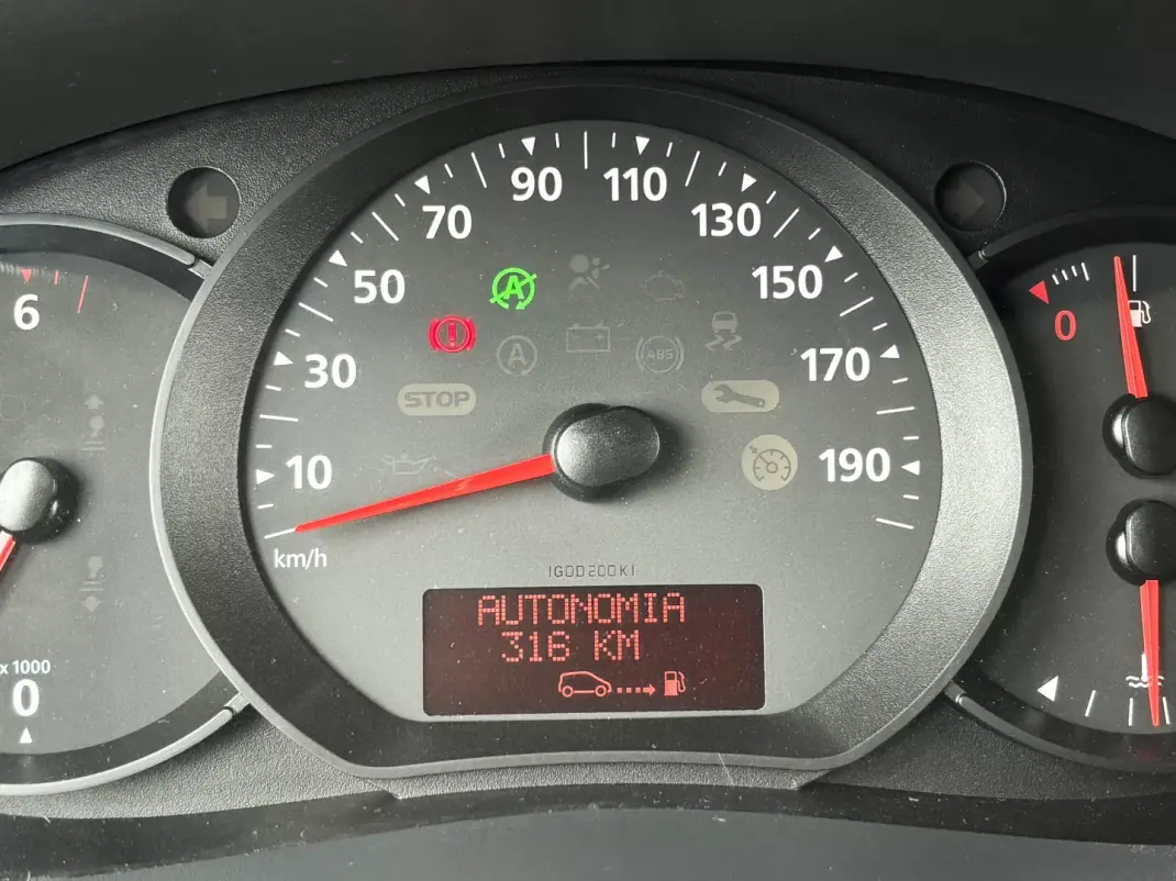 Renault Kangoo 2020 - 9990 EUR, 114000 km - 114000km - foto 20 de 29