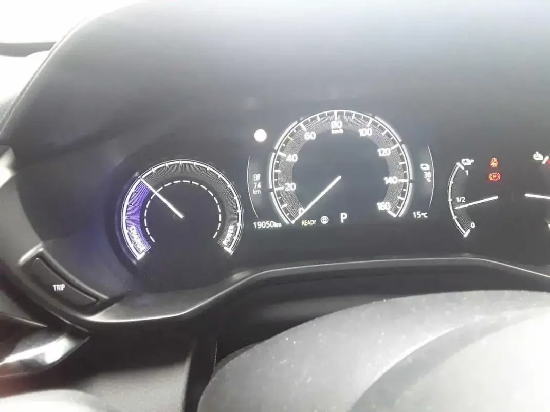 Mazda MX-30 2022 - 17890 EUR, 19050 km - AUTO.MOTO.pt - 19050km - foto 6 de 9