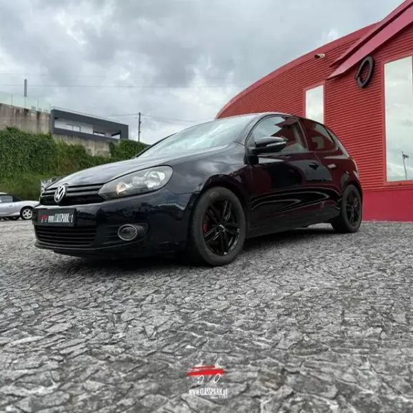 Volkswagen Golf 2011 - 9500 EUR, 188000 km - AUTO.MOTO.pt - 188000km - foto 3 de 18
