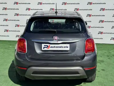Fiat 500X 2018 - 13250 EUR, 85000 km - AUTO.MOTO.pt - 85000km - foto 7 de 26