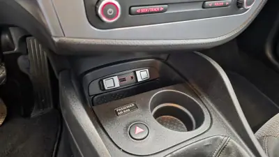 SEAT Leon 2011 - 8900 EUR, 188295 km - AUTO.MOTO.pt - 188295km - foto 45 de 52