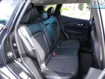 Renault Kadjar 2018 - 13850 EUR, 104000 km - 104000km - foto 16 de 19