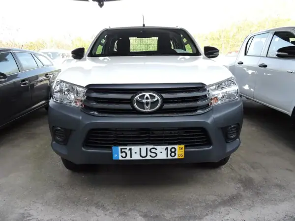 Toyota Hilux 2.4 D-4D 4WD CE 3L CM 2018 Diesel