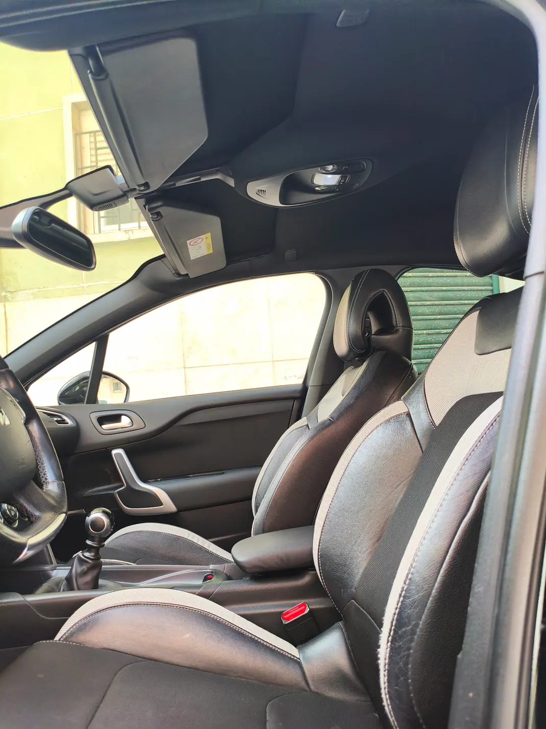 Citroën DS4 2015 - 9500 EUR, 187000 km - AUTO.MOTO.pt - 187000km - foto 7 de 11