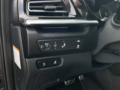 Kia e-Niro 2022 - 22250 EUR, 71631 km - AUTO.MOTO.pt - 71631km - foto 35 de 44