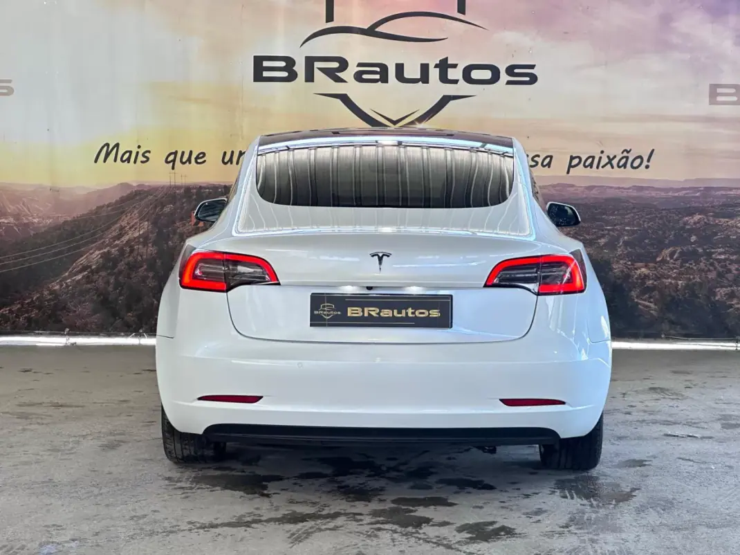 Tesla Model 3 2020 - 20900 EUR, 170759 km - AUTO.MOTO.pt - 170759km - foto 7 de 20