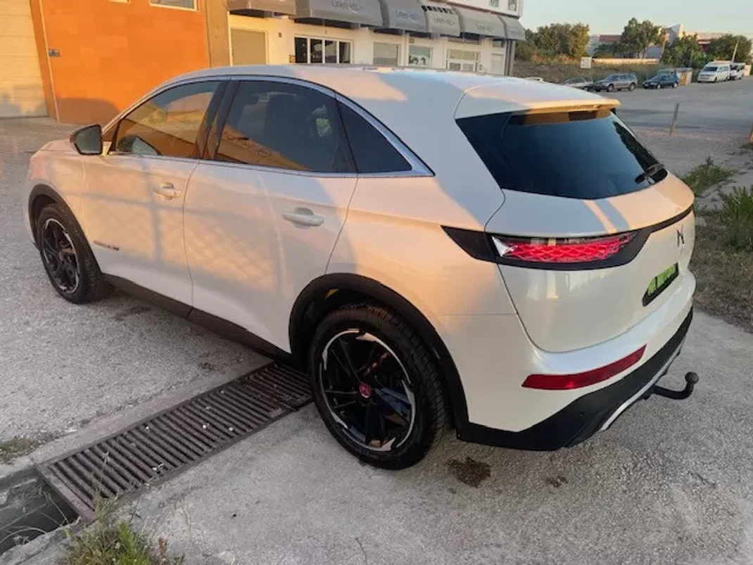 DS DS7 Crossback 2020 - 25990 EUR, 105000 km - AUTO.MOTO.pt - 105000km - foto 6 de 24