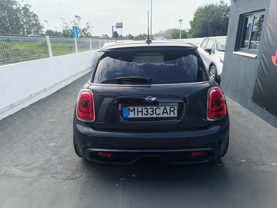 MINI Cooper S 2016 - 16000 EUR, 232000 km - AUTO.MOTO.pt - 232000km - foto 9 de 46