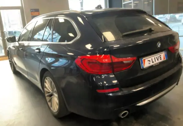 BMW 525 2018 - 29999 EUR, 130000 km - AUTO.MOTO.pt - 130000km - foto 2 de 5