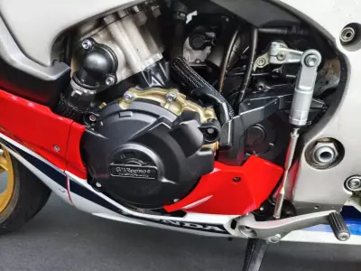 Honda CBR 1000RR 2017 - 15250 EUR, 17000 km - AUTO.MOTO.pt - 17000km - foto 25 de 32