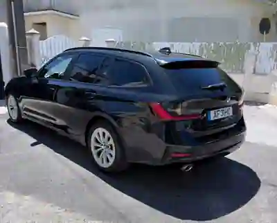 BMW 320 2021 - 23000 EUR, 135000 km - foto 3 de 9