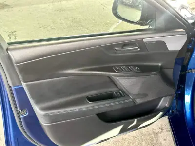 Jaguar XE 2017 - 16900 EUR, 230128 km - AUTO.MOTO.pt - 230128km - foto 10 de 28