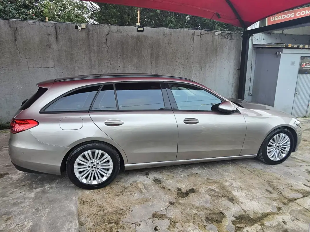 Mercedes-Benz C 200 2022 - 26499 EUR, 186000 km - AUTO.MOTO.pt - 186000km - foto 4 de 28