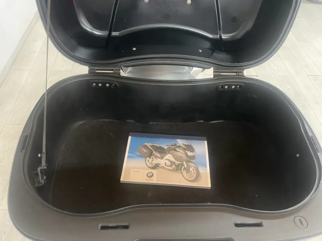 BMW R 1200 RT 2012 - 7950 EUR, 139370 km - 139370km - foto 19 de 21