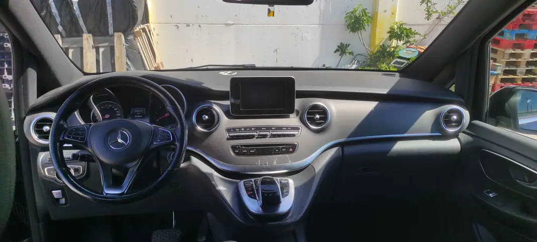 Mercedes-Benz V 250 2016 - 20350 EUR, 360000 km - AUTO.MOTO.pt - 360000km - foto 10 de 14
