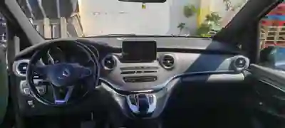 Mercedes-Benz V 250 2016 - 20350 EUR, 360000 km - AUTO.MOTO.pt - 360000km - foto 10 de 14