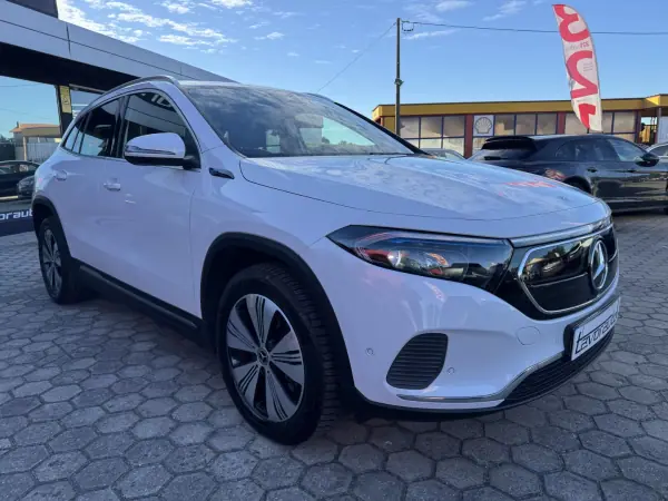 Mercedes-Benz EQA 250+ Progressive 2021 Elétrico — 100 000 km Mercedes-Benz EQA 250+ Progressive 2021 Elétrico