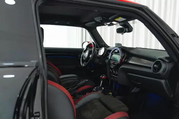 MINI 3 Portas 2016 - 25950 EUR, 58035 km - AUTO.MOTO.pt - 58035km - foto 44 de 52
