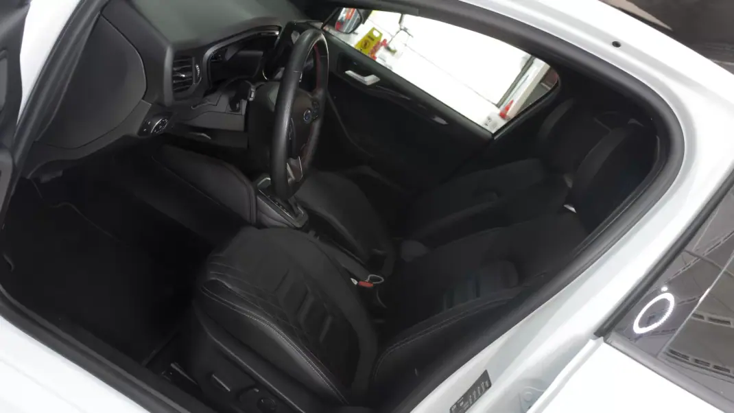 Ford Focus 2024 - 19900 EUR, 52000 km - AUTO.MOTO.pt - 52000km - foto 15 de 36