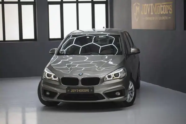 BMW 216 Active Tourer 2015 - 12750 EUR, 196513 km - AUTO.MOTO.pt - 196513km - foto 24 de 43