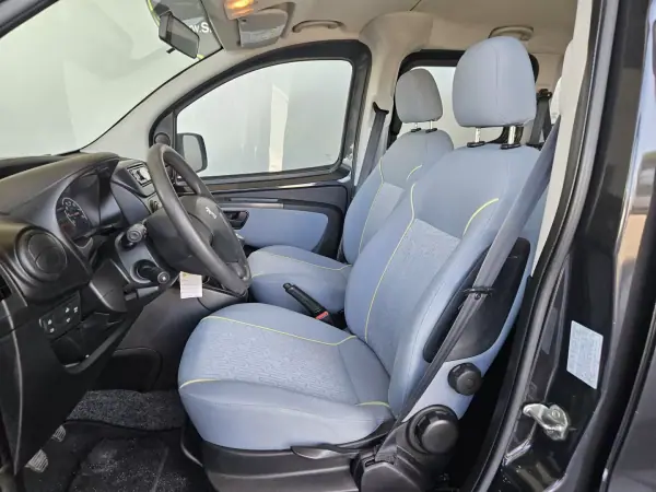 Peugeot Bipper Tepee 2011 - 7250 EUR, 174000 km - AUTO.MOTO.pt - 174000km - foto 4 de 7