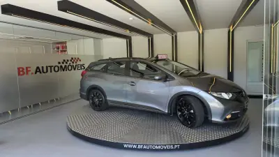 Honda Civic Tourer 2014 - 10750 EUR, 193536 km - AUTO.MOTO.pt - 193536km - foto 9 de 57