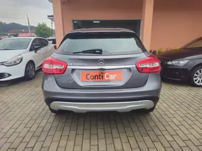 Mercedes-Benz GLA 180 2016 - 16990 EUR, 142000 km - AUTO.MOTO.pt - 142000km - foto 5 de 13