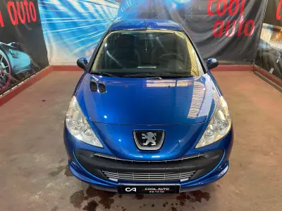 Peugeot 206 2011 - 4999 EUR, 127000 km - AUTO.MOTO.pt - 127000km - foto 7 de 34