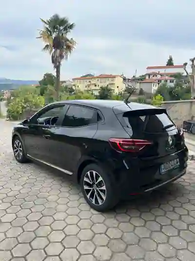 Renault Clio 2020 - 13500 EUR, 89140 km - AUTO.MOTO.pt - 89140km - foto 3 de 15