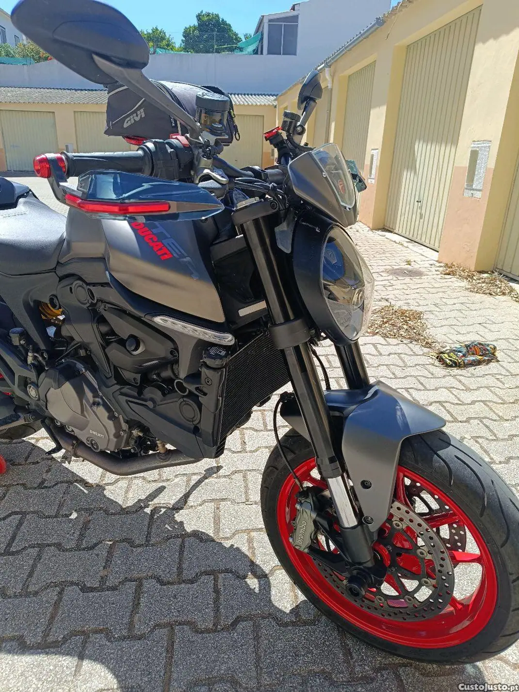 Ducati Monster 937 SP 2021 - 8375 EUR, 30000 km - AUTO.MOTO.pt - 30000km - foto 3 de 11