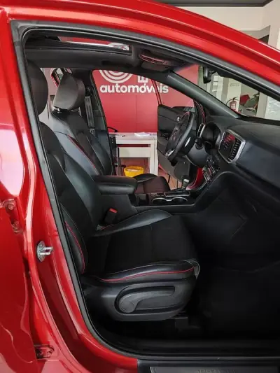 Kia Sportage 2021 - 19750 EUR, 67500 km - AUTO.MOTO.pt - 67500km - foto 18 de 36