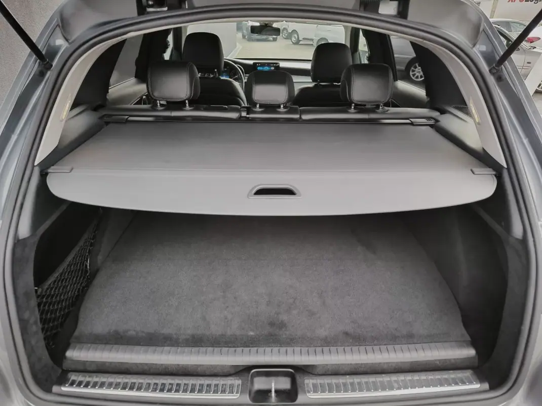 Mercedes-Benz GLC 300 2020 - 36950 EUR, 97454 km - AUTO.MOTO.pt - 97454km - foto 39 de 42