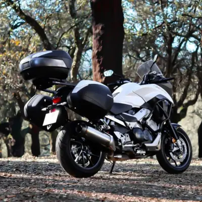 Honda VFR 1200X DCT 2015 - 8750 EUR, 74500 km - AUTO.MOTO.pt - 74500km - foto 3 de 12