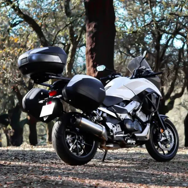 Honda VFR 1200X DCT 2015 - 8750 EUR, 74500 km - AUTO.MOTO.pt - 74500km - foto 3 de 12