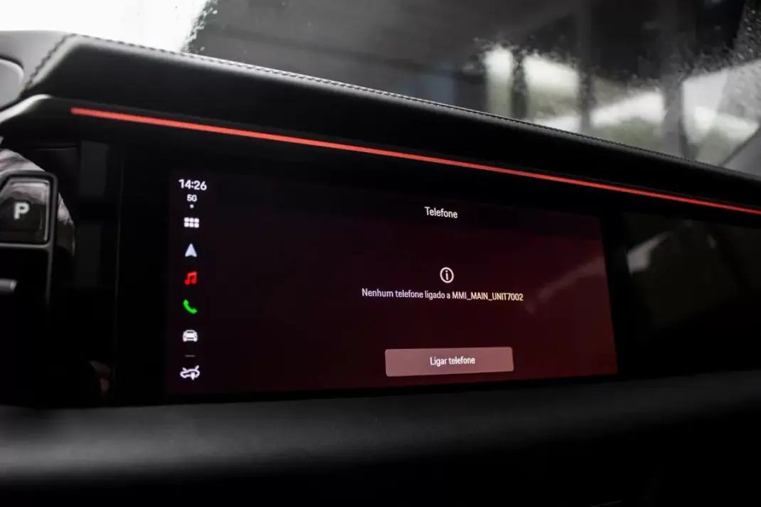 Porsche Macan 2025 - 83990 EUR, 15400 km - AUTO.MOTO.pt - 15400km - foto 47 de 49