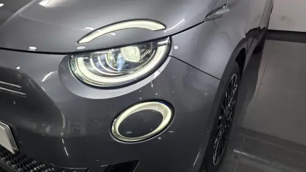 Fiat 500e 2021 - 17990 EUR, 41000 km - 41000km - foto 42 de 53