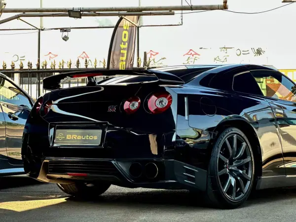 Nissan GT-R 2014 - 129900 EUR, 116000 km - AUTO.MOTO.pt - 116000km - foto 10 de 18