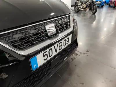 SEAT Ibiza 2018 - 11990 EUR, 150000 km - AUTO.MOTO.pt - 150000km - foto 7 de 30