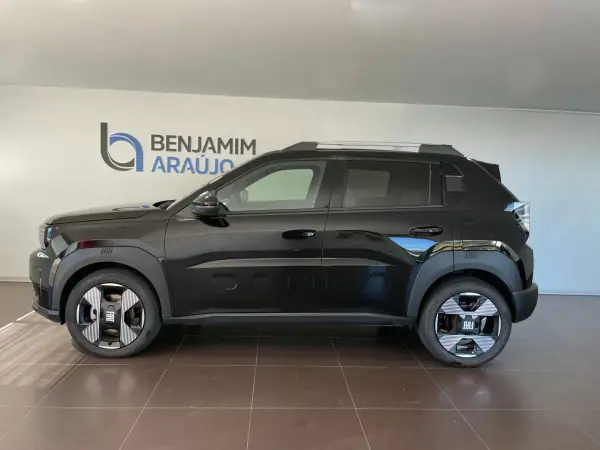 Fiat 2025 - 21900 EUR, 8661 km - AUTO.MOTO.pt - 8661km - foto 3 de 14