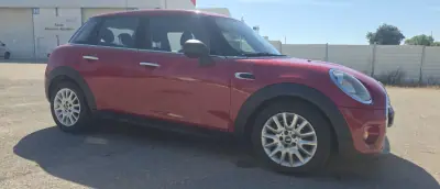 MINI One 2016 - 14900 EUR, 148000 km - AUTO.MOTO.pt - 148000km - foto 4 de 21