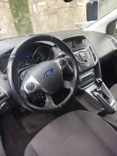 Ford Focus 2013 - 6500 EUR, 104000 km - foto 4 de 4