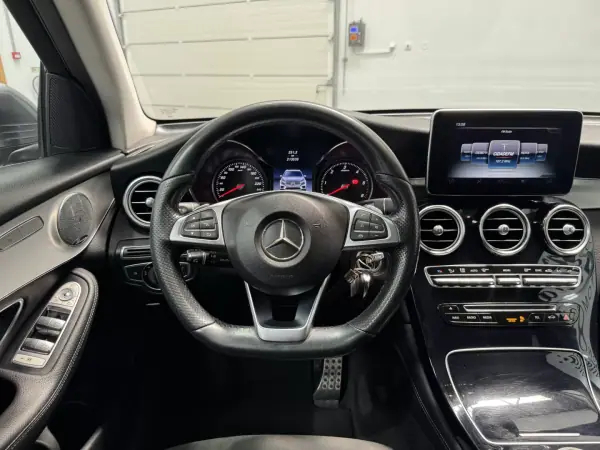 Mercedes-Benz GLC 220 2016 - 27890 EUR, 213000 km - AUTO.MOTO.pt - 213000km - foto 15 de 30