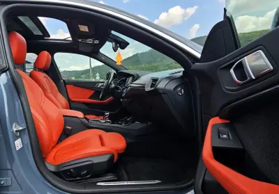 BMW 216 Gran Coupé 2020 - 26500 EUR, 130000 km - AUTO.MOTO.pt - 130000km - foto 29 de 37