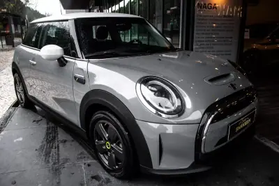 MINI 3 Portas 2021 - 17980 EUR, 78086 km - AUTO.MOTO.pt - 78086km - foto 12 de 34