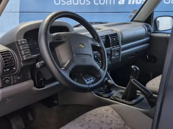 Land Rover Discovery 1998 - 23990 EUR, 193294 km - AUTO.MOTO.pt - 193294km - foto 11 de 28