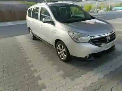 Dacia Lodgy 2016 - 10500 EUR, 164009 km - AUTO.MOTO.pt - 164009km - foto 1 de 8