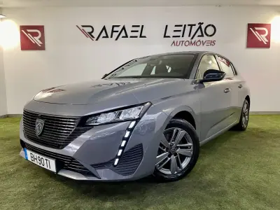 Peugeot 308 2024 — photo 2 of 31